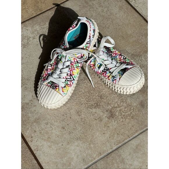 Sketchers STREET TRAX-UNITED HEARTRed, Yellow, Green Size 5.5 - Picture 11 of 11